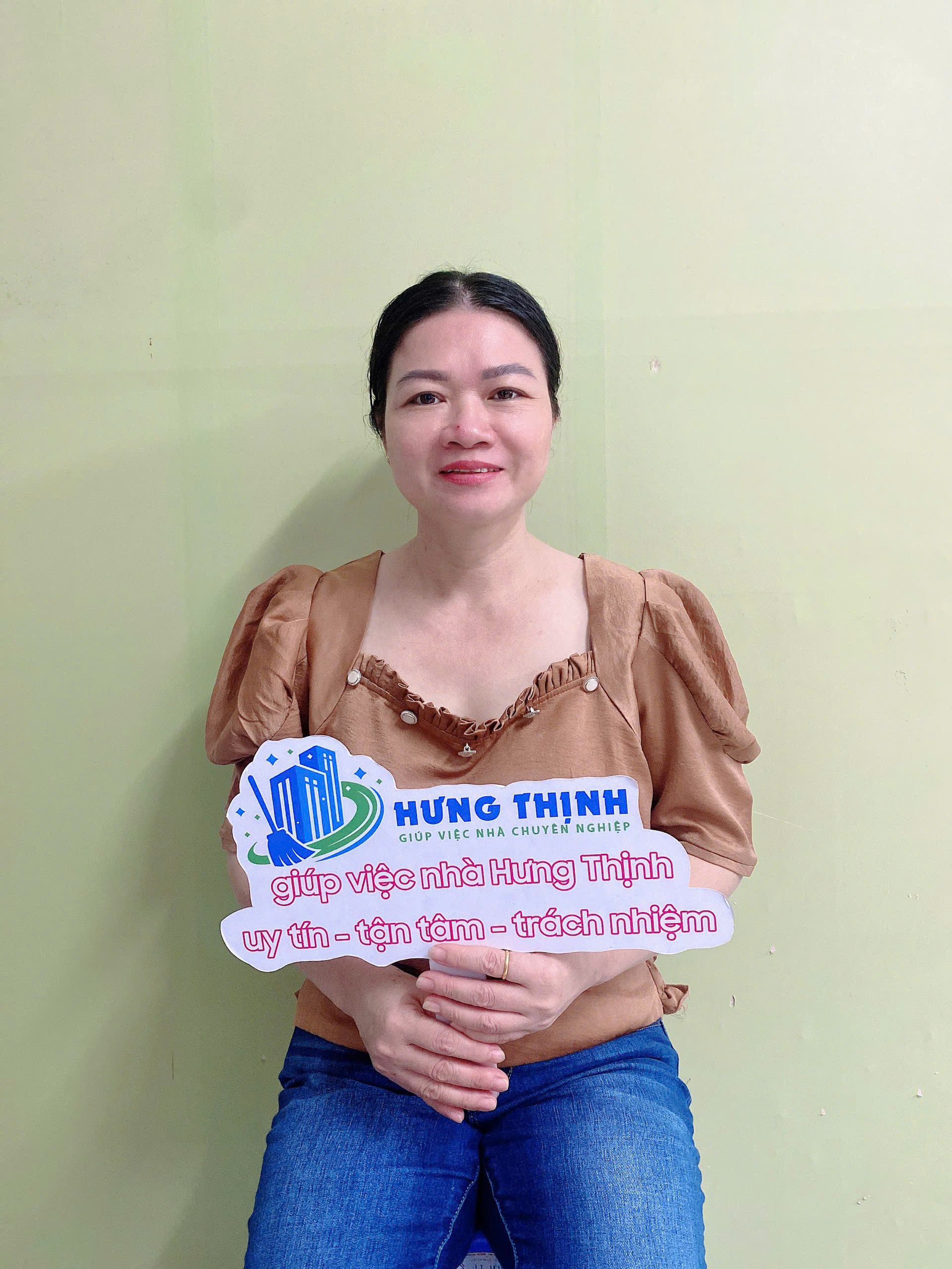 Hoàng Thị Thu Hương - 1976 - Phú Yên - chuyên chăm bé , giúp việc nhà nhiều năm duy nhất 1 nhà