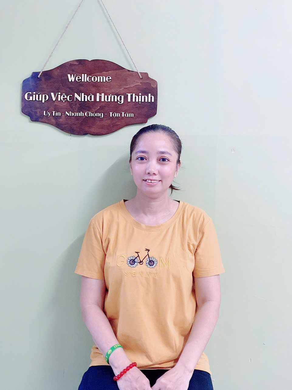 Em Tìm Việc Giúp Cô Tú (1979) - Người Giúp Việc Tận Tâm Tại Tp.hcm