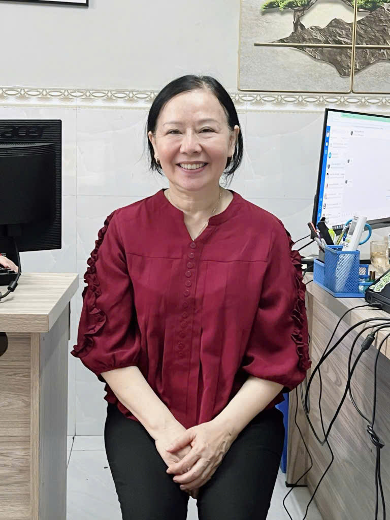 Cô  Phượng