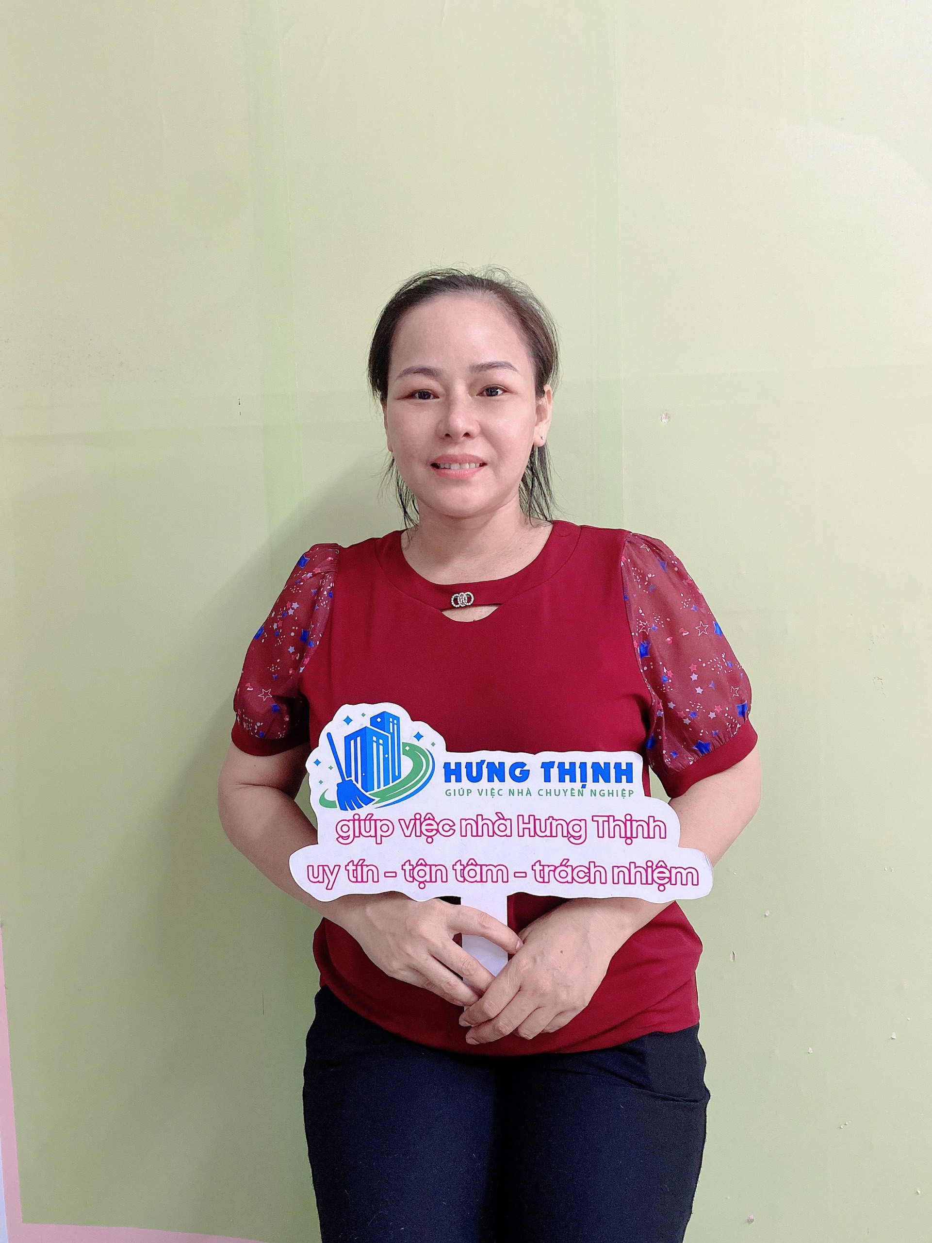 Chị Đỗ Hồng Thảo Vân - 1978 - chuyên chăm bé phụ việc nhà