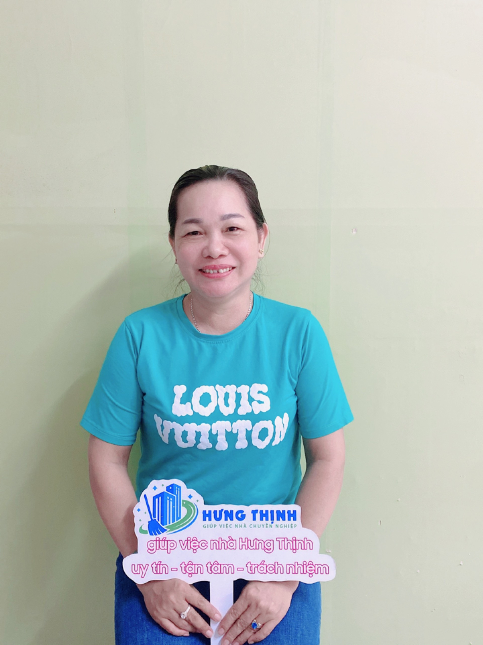 Chị Hạnh Kiều chuyên giúp việc nhà chăm bé