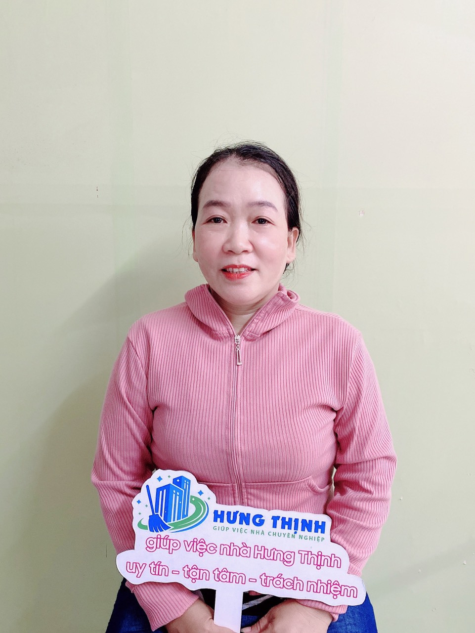 🌿 Người Tạp Vụ – Phụ Quán, Chịu Khó Và Lâu Dài 📞 0963 255 570