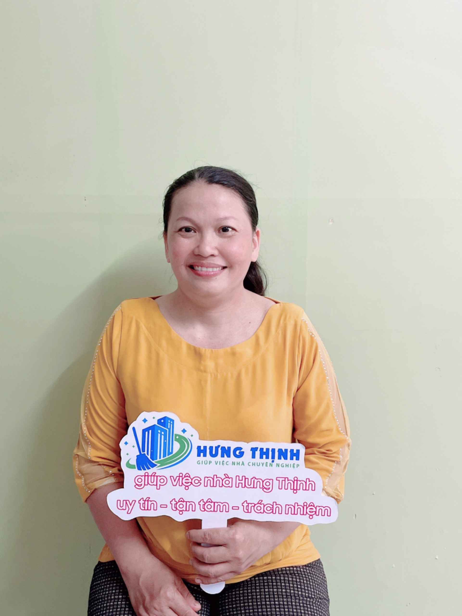 Nguyễn Thị Kim Loan - 1983 - Bến Tre - chuyên giúp việc nhà , bảo mẫu