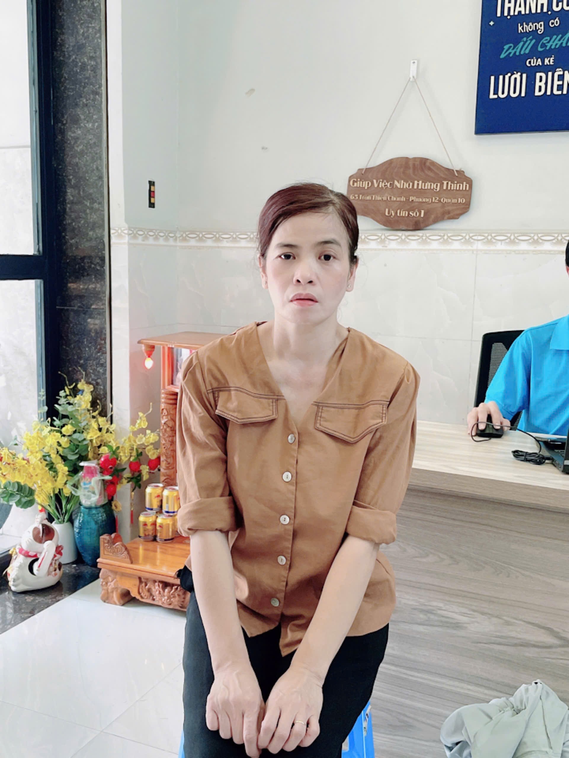 Chị Lê Thị Hậu, sinh năm 1976, quê Bạc Liêu, chăm ông bà giỏi - tận tâm