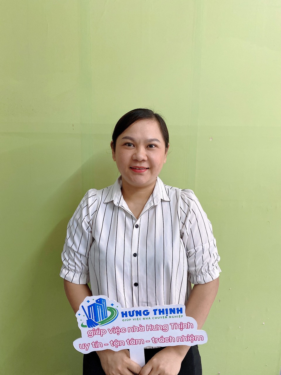 Chị Lê Thị Nguyền sinh năm 1982 quê Đồng Tháp đang tìm việc, cô giỏi nấu ăn có thể ở lại làm Tết.