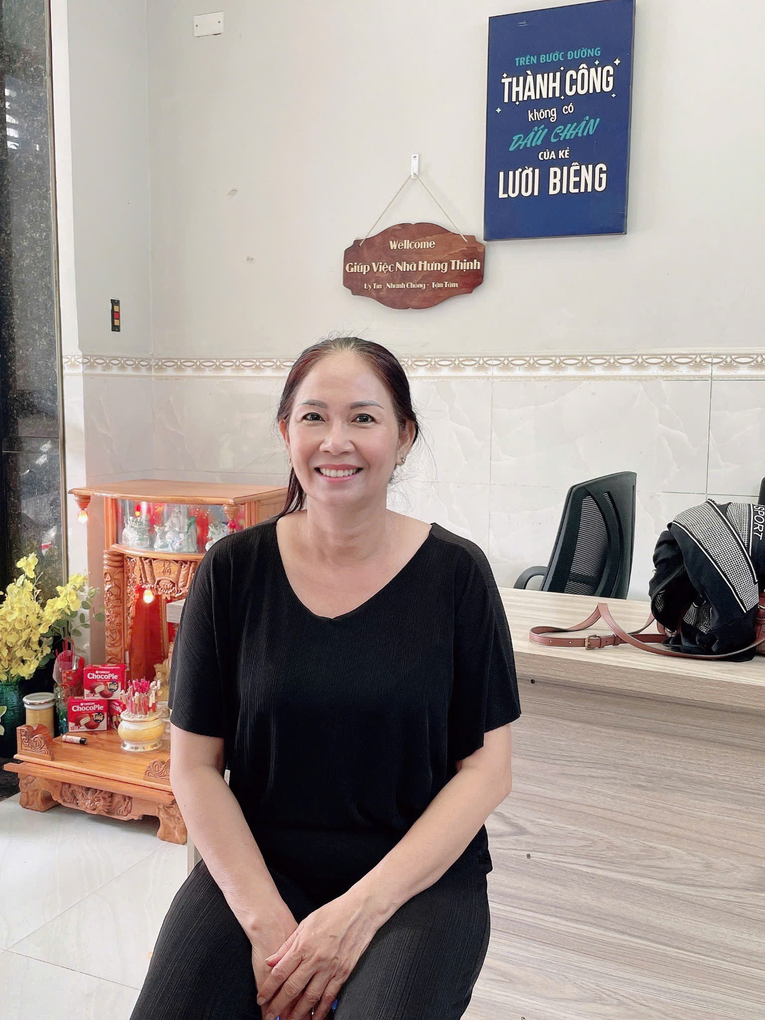 Hà Thị Phượng tìm việc