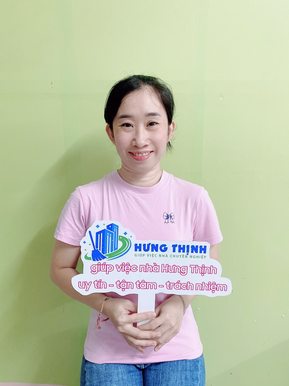 Đinh Thị Cẩm Tú - 1989- Tiền Giang - chuyên giúp việc nhà, bảo mẫu