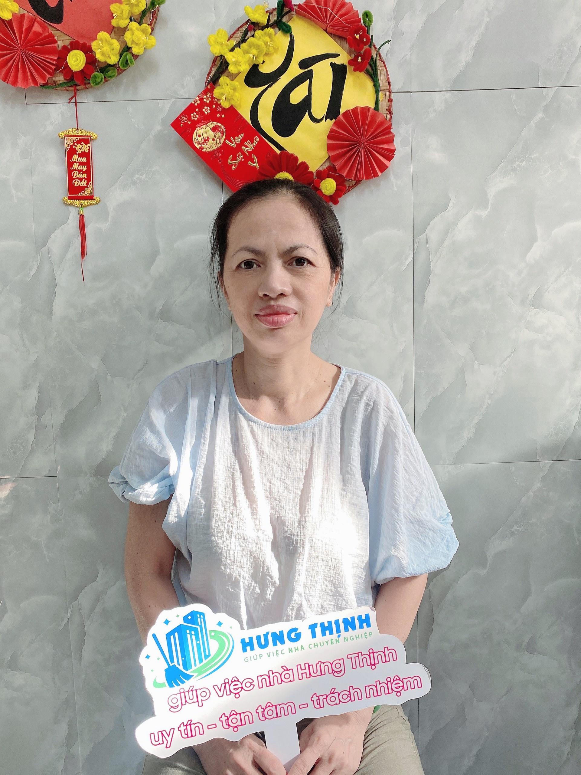 Nguyễn Thu Hằng tìm việc