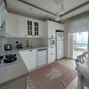 Nhà em cần gấp chị giúp việc nhà ở Nguyễn Thị Thập Q7 lương 12 triệu ạ.