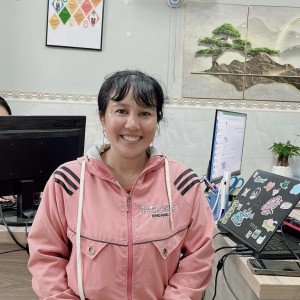 Chị Tuấn đang tìm việc CHUYÊN GIÚP VIỆC NHÀ - PHỤ CHĂM BÉ đi làm bao ăn ở lại ạ