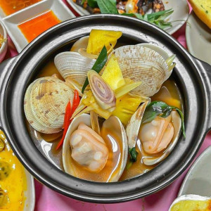 Gia Đình em bận rộn công việc nên cần gấp chị sang dọn dẹp nhà cửa tại  đường Hoàng Việt Quận Tân Bình