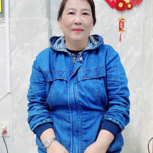 Chị Thúy Mới Ở Quê Lên Đang Tìm Việc Bao Ăn Ở Lại Ạ