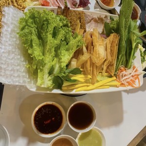 Em Cần Một Cô Siêng Năng Về Lau Dọn Nhà Cửa Cho 4 Người Lớn