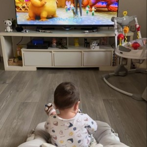 Cần chị chăm bé 8 tháng, không cần làm việc nhà tại quận 10 ngay đường Thành Thái