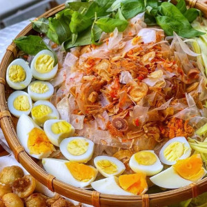 Cần gấp 1 cô chăm bé giỏi đi làm bao ăn ở lại ạ