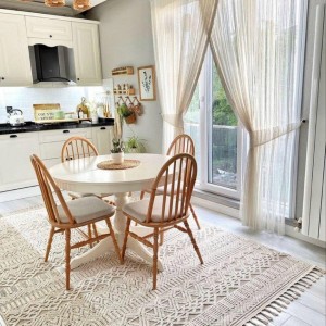 Nhà 1 trệt 1 lầu trên đường Rạch Lồng Đèn Q8 tìm gấp chị giúp việc lương 13tr bao ăn ở