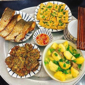 Chính chủ em cần gấp 1 cô làm quán ạ