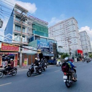 Tìm người làm ăn ở lại luôn tại Nguyễn Xí- Bình Thạnh (SG)