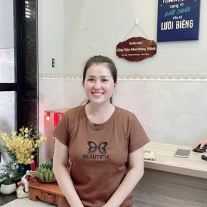 Chị Thúy nhanh nhẹn chịu khó đang tìm việc bao ăn ở lại ạ