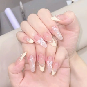 Cần gấp 1 chị giúp việc nhà đi làm bao ăn ở lại ạ