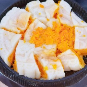 Gia đình em tuyển gấp 1 cô chăm bé giỏi ạ