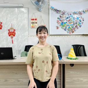 Chị Đen nấu ăn ngon , làm việc có tâm đang tìm việc bao ăn ở lại ạ