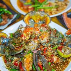 VIỆC NHẸ LƯƠNG CAO EM ĐANG CẦN GẤP CHỊ ĐẾN DỌN DẸP NHÀ CỬA GIÚP EM 1 TAY NHA