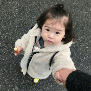 EM BẬN KINH DOANH NÊN CẦN 1 CÔ CHĂM BÉ ( BAO ĂN Ở ) CÓ THỂ Ở LẠI ĐƯỢC