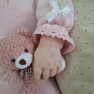 Bé nhà em được 9 tháng đang cần 1 chị chuyên chăm bé trên đường Khuông Việt quận Tân Phú LƯƠNG 15 TRIỆU