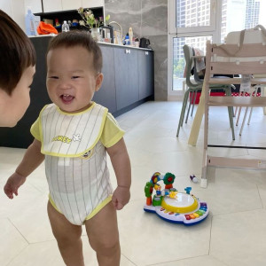 CẦN TÌM CHỊ CHĂM BÉ BÔNG VỪA TRỌN 8 THÁNG Ở QUẬN 1