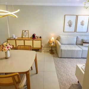 Cần 1 Cô Phụ Quán Xuyến Công Việc Nhà Ở Ngay Chợ Hoàng Hoa Thám Quận Tân Bình. Lương 13 Triệu Bao Ăn Ở Lại