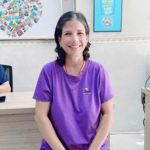 Chị Xuân không vướng gia đình , nấu ăn ngon đang tìm việc bao ăn ở lại ạ