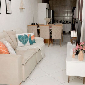 Cần Tìm Một Chị Giúp Việc Nhà Làm Ở Lại, Lương Tháng 10 Triệu