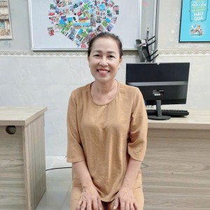 Cô Nhựt mới ở quê lên đang cần tìm việc bao ăn ở lại ạ