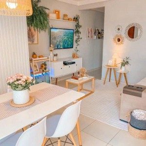 Con cần 1 cô phụ việc nhà gấp, đường Nguyễn Trãi quận 5 lương 13 triệu (làm tốt tăng lương)