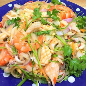 Tìm gấp chị giúp việc nhà (Ở LẠI) - lương 14tr - Q. Tân Bình