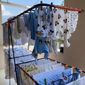 Giờ có chị nào chăm bé Sữa gần 5 tháng tuổi dùm cho vợ chồng em đi làm với ạ. Miễn là chị chăm bé chu đáo là được