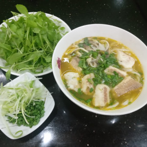 Tuyển Gấp 1 Cô Nấu Ăn Ngon Đi Làm Bao Ăn Ở Lại A