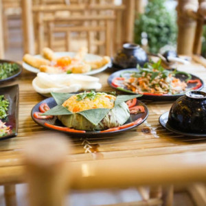 Tìm chị giúp việc nhà (Ở LẠI) - lương 15tr (nấu ăn ngon) - Q.6