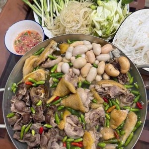 Cần Cô Ít Vướng Bận Về Làm Việc Nhà Với Mức Lương 13 Triệu Có Bao Ăn Ở Lại Nha !!