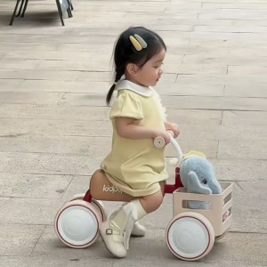 Em chào các cô, các chị! Em đang cần tìm gấp một cô giúp việc chăm em bé tại nhà em ở Gò Vấp đường Dương Quảng Hàm