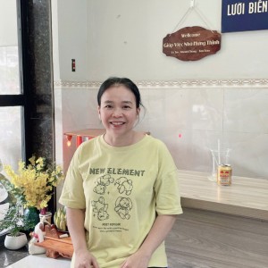 Chị Hồng Đang Tìm Việc Chuyên Giúp Việc Nhà - Phụ Bé Đi Làm Bao Ăn Ở Lại Ạ