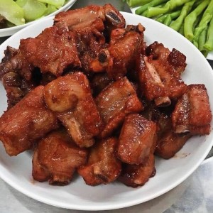 Nhà mặt phố có 1 gác lửng ở đường Nguyễn Kiệm Phú Nhuận cần cô giúp việc nhà làm ở lại