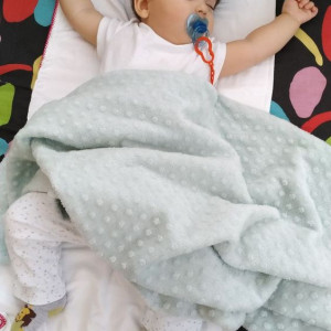 Chung Cư Vinhome Q9 Tuyển Cô Chuyên Chăm Bé Về Phụ Cho Gia Đình Nay Bé 11 Tháng