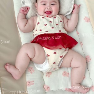 VỢ CHỒNG CON ĐANG CẦN GẤP CÔ VỀ  CHĂM BÉ 10 THÁNG