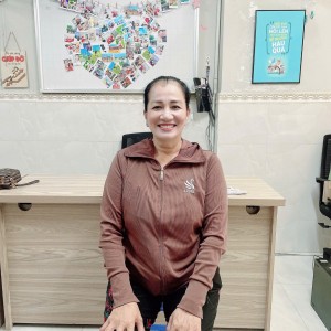 Cô Linh chuyên chăm ông bà - giúp việc nhà đang tìm việc bao ăn ở lại ạ