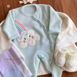 Em đang cần gấp 1 chị bảo mẫu chăm bé 9 tháng nhà em ở đường CMT8 Q.Tân Bình lương 12 triệu bao ăn ở