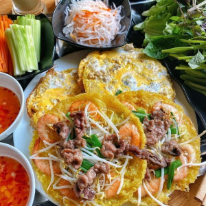 CẦN GẤP MỘT CÔ GIÚP VIỆC ĐI LÀM Ở LẠI, TẠI QUẬN 1 LƯƠNG 9 TRIỆU