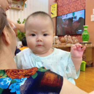 TÌM CHỊ CHĂM BÉ 3 THÁNG TUỔI - Q 7 - LƯƠNG 11TR