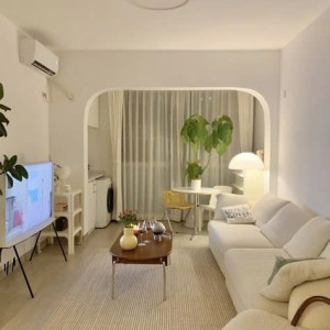 Vợ chồng em cần gấp chị giúp việc nhà ở gần chung cư Gia Định ạ